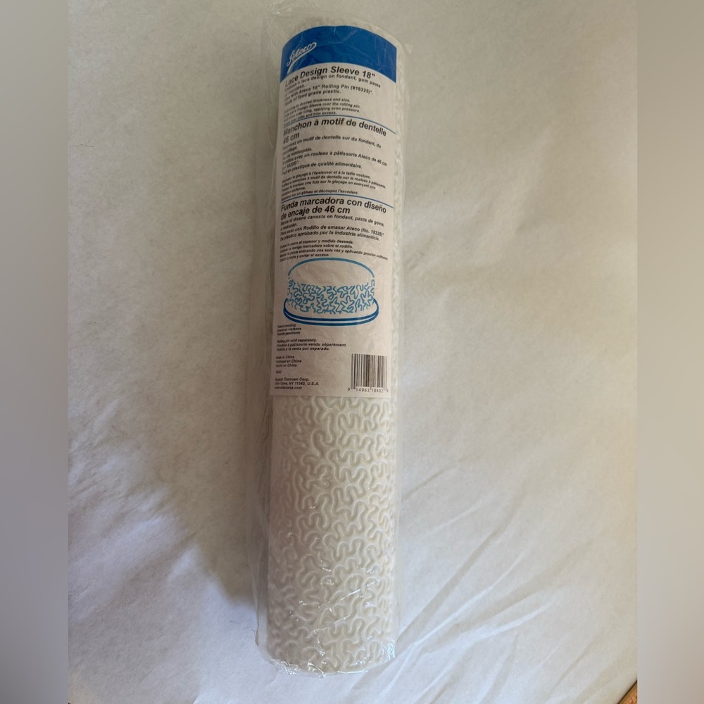 Ateco  Lace Design Sleeve 18" NWT